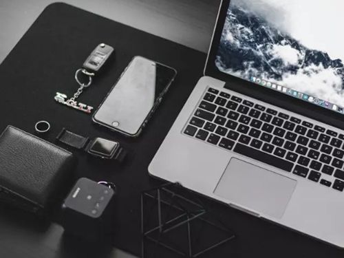 如何調整產品的排序？